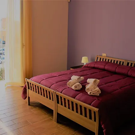 L'ulivo Taviano (Lecce)