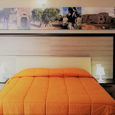 L'ulivo Taviano (Lecce)